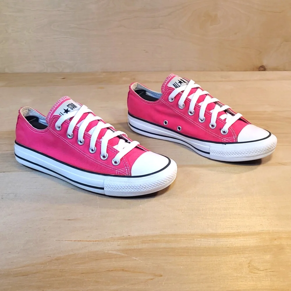 Converse Women's Pink Sneakers - Picture 2 of 10